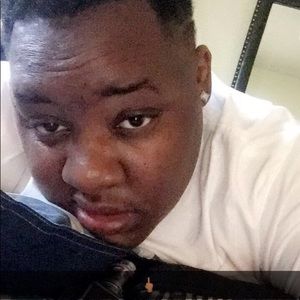 Meet your Posher, Alexia